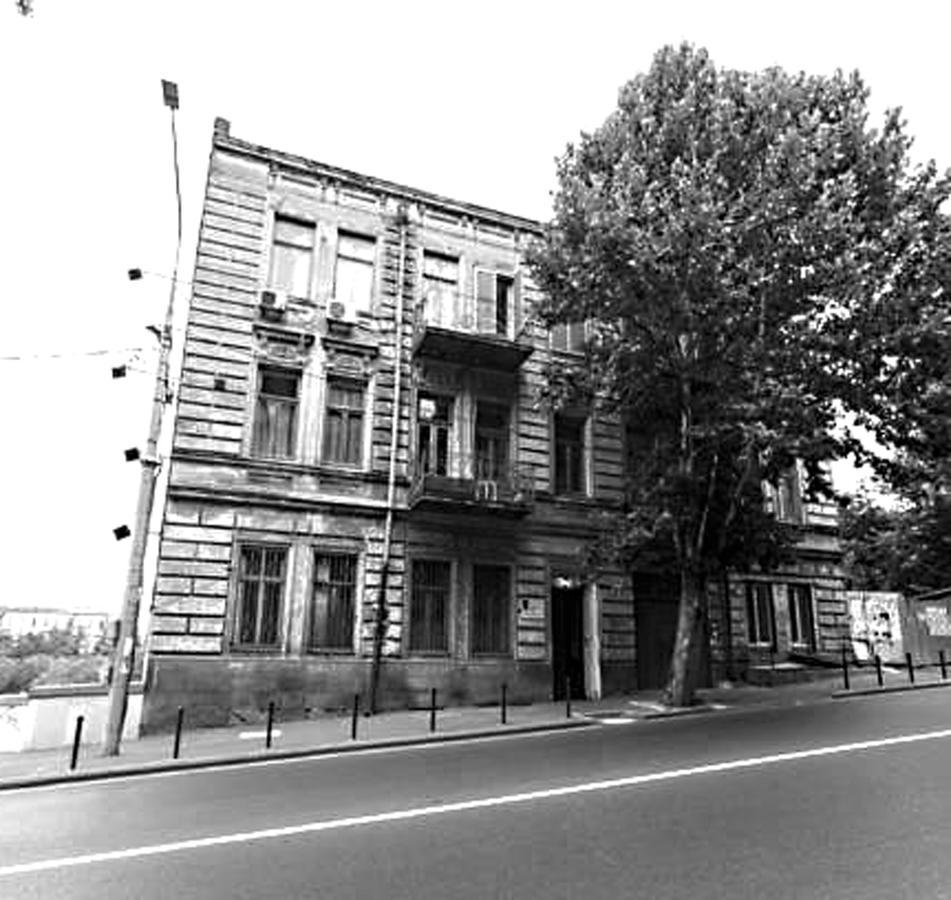 Simon'S Apartment Tbilisi Luaran gambar
